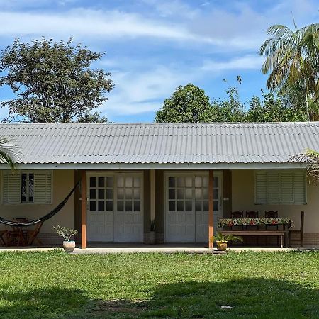 Casa Bouganville - Quarto Com Cozinha Novo Airão Dış mekan fotoğraf
