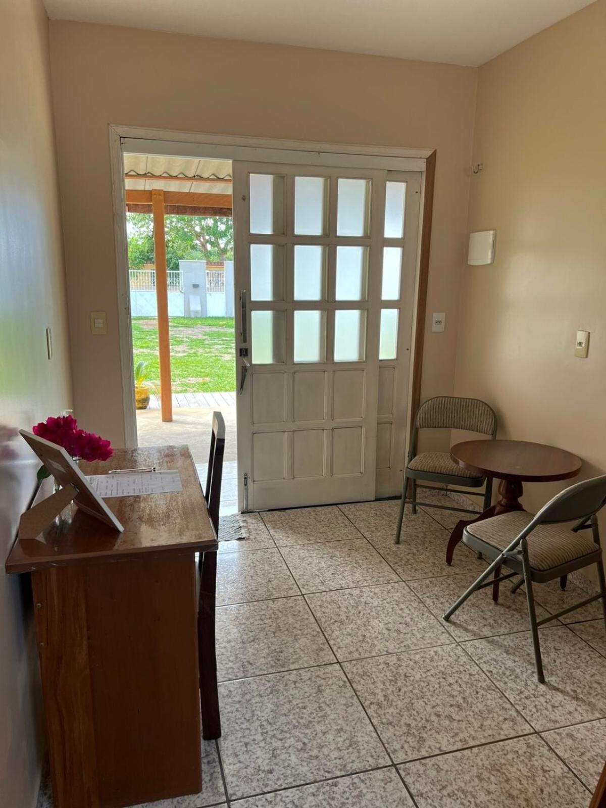 Casa Bouganville - Quarto Com Cozinha Novo Airão Dış mekan fotoğraf